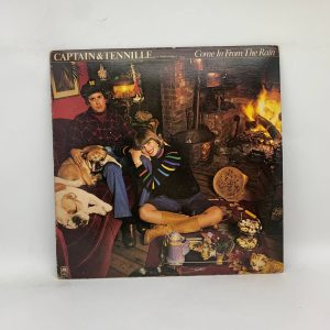 Captain & Tennille – Come In From The Rain